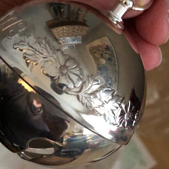 1978 Wallace Silversmiths Silver Anniversary Sleigh Bell - 8th Annual Ornament - Picture 5 of 10